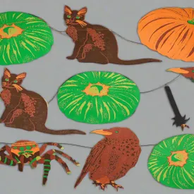 East End Press - Pumpkin, Cats & Spiders - Halloween Garland