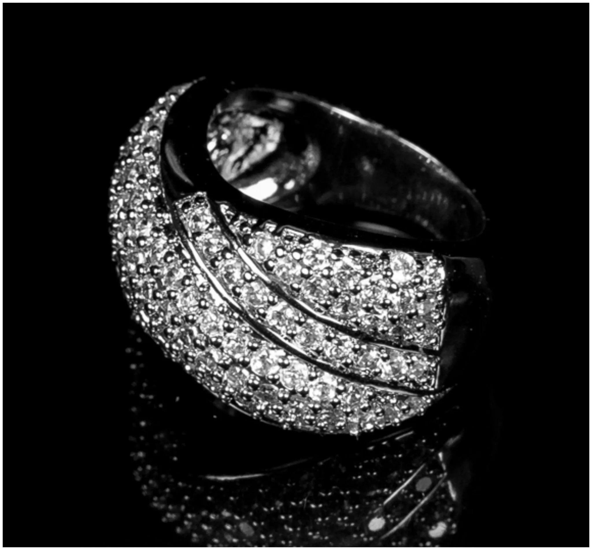 Flair Cluster Fashion Pave Wide Band Ring | 7ct